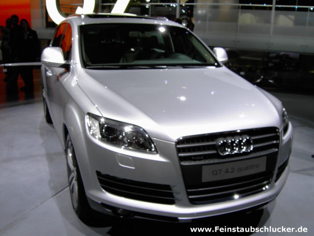 Audi Q7 - Front