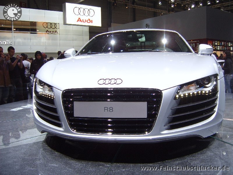 Audi R8 - Front