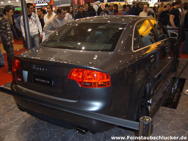 Audi RS4 Limousine - Hinten