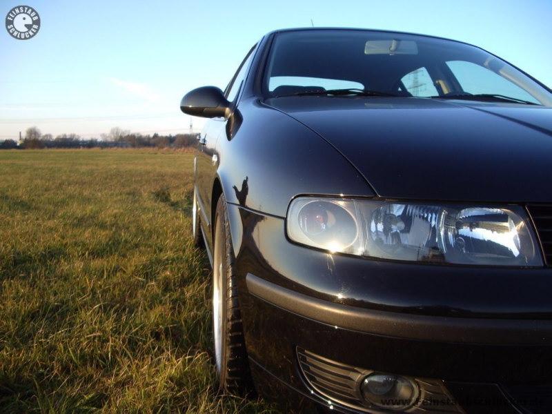 Huaba - Seat Leon - Scheinwerfer und Seitenlinie