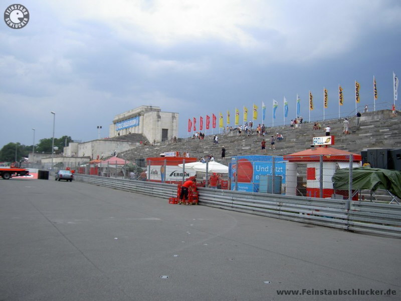 Steintrib�ne - Front